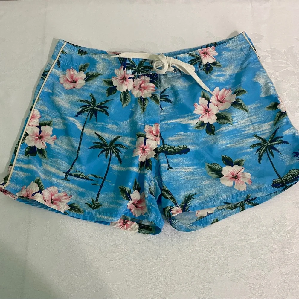 Vintage Crazy shirts Hawaii ‘64 board shorts Size 7